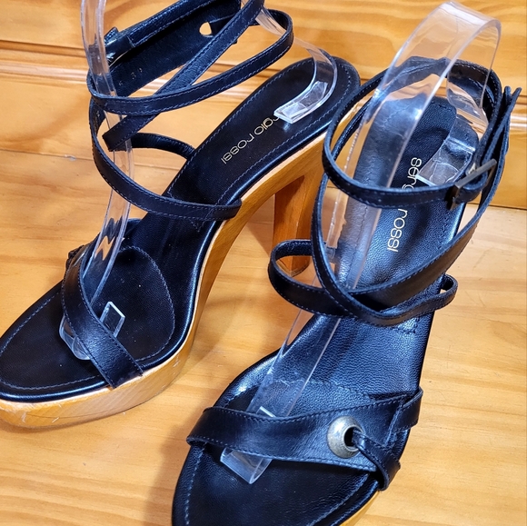 Sergio Rossi Bombshell Wraparound Strap Platform Heels - Picture 7 of 12